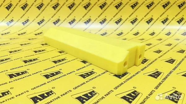 Накладка рукояти (15FT) левая OEM T125308